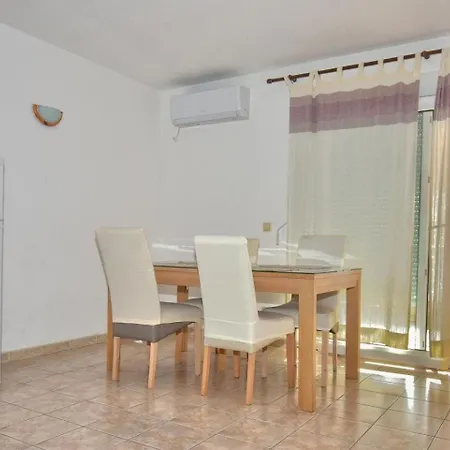 Apartments Dominika Trogir Exterior photo