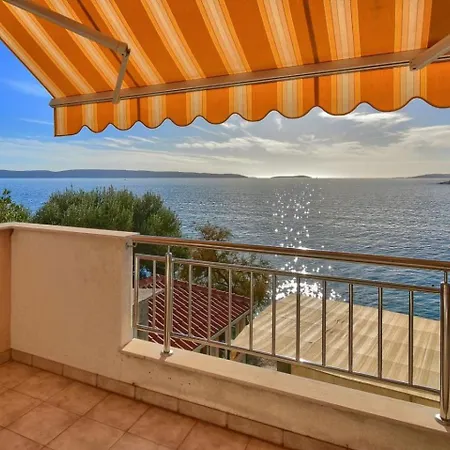 Apartments Dominika Trogir Exterior photo