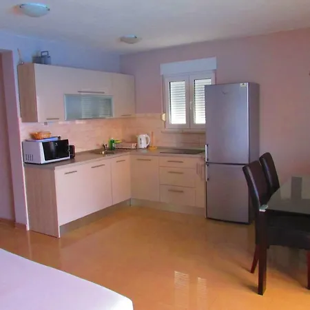 Apartments Dominika Trogir Exterior photo
