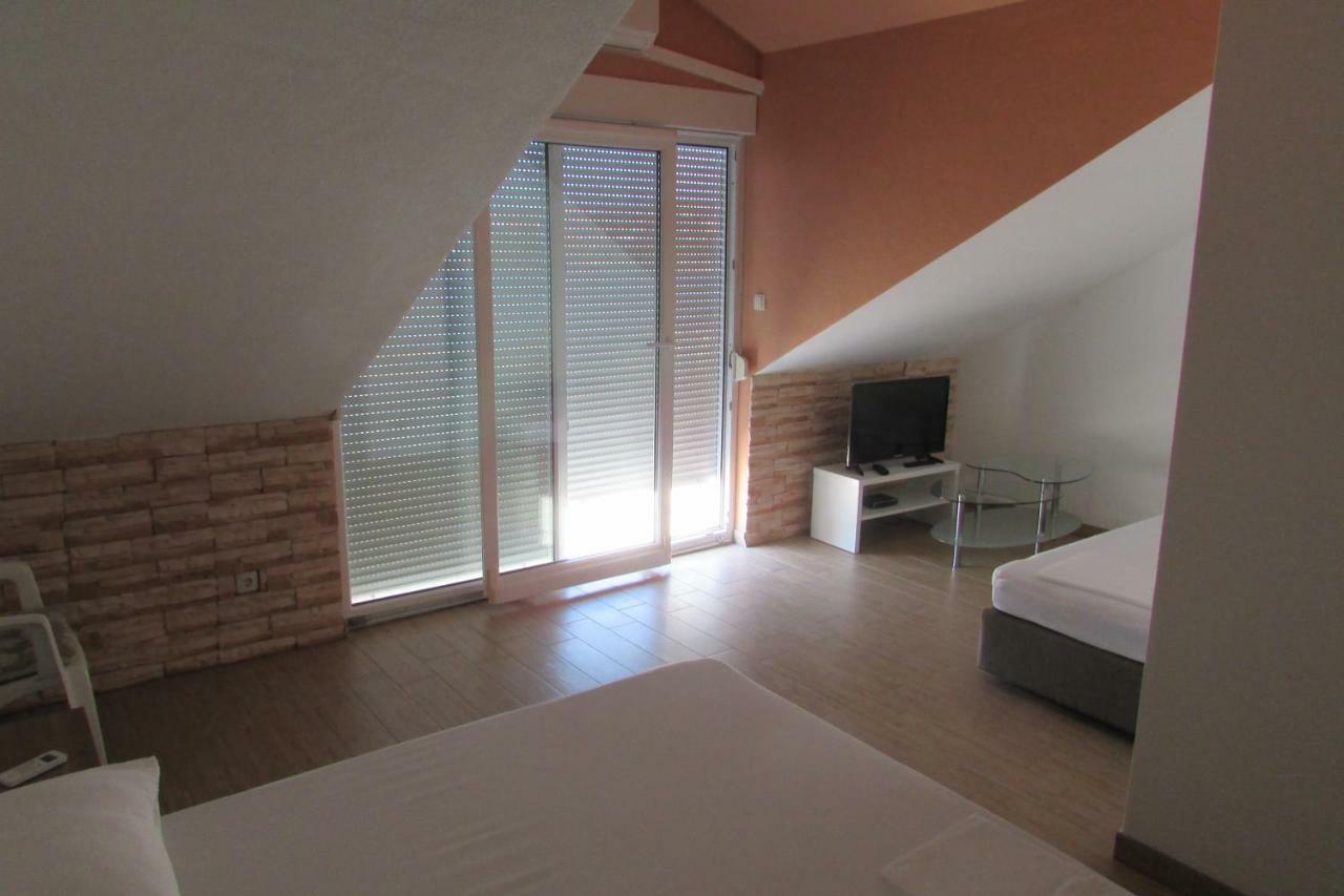Dominika Apartament *